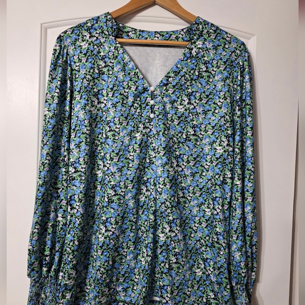 Blue & Green Floral V-Neck Blouse